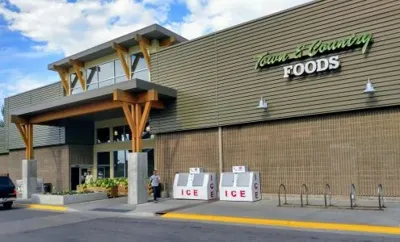 Town & Country Foods, business photo 1